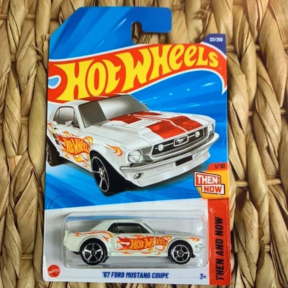 1967 Ford Mustang Coupe 67 Hot Wheels Hotwheels 1960s 60s White Pony Car 2025 🆕
